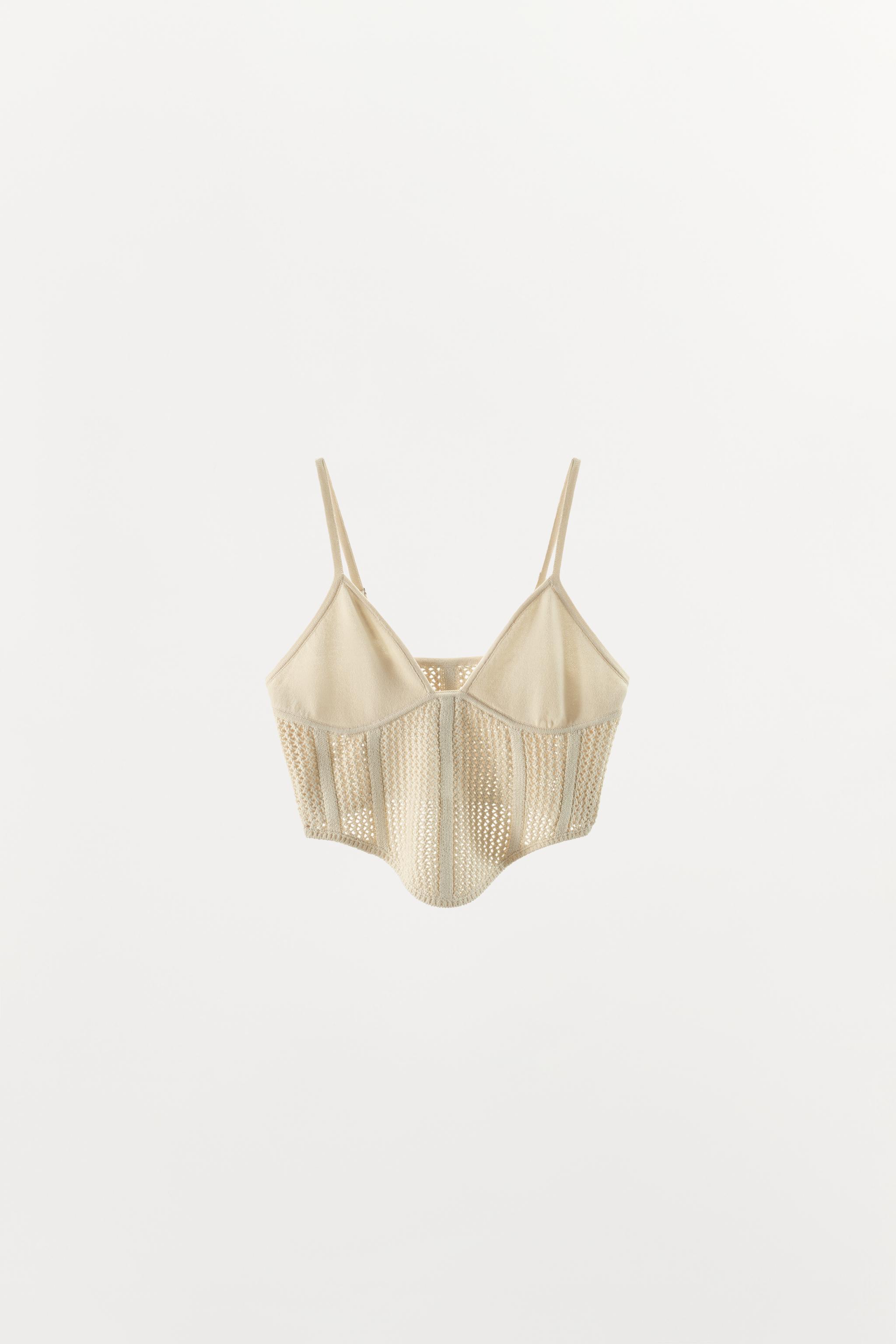 OPEN-KNIT KNIT TOP
